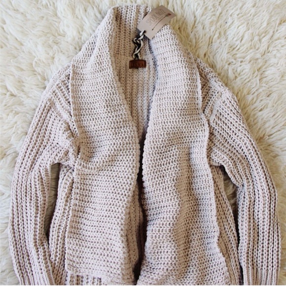 POL Chenille Oversized Pocket Boyfriend Cardigan - Picture 7 of 8